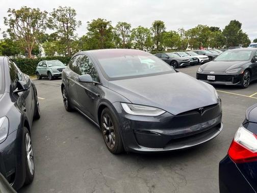 2022 Tesla Model X Base