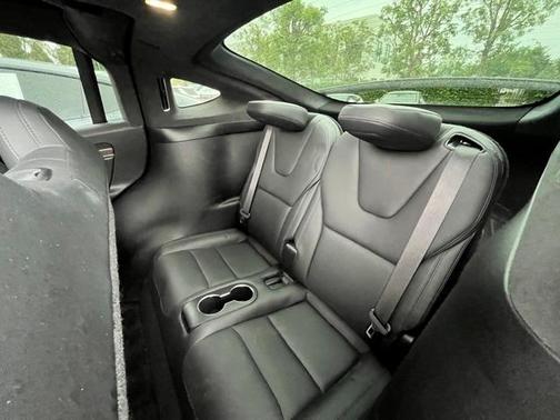 2022 Tesla Model X Base