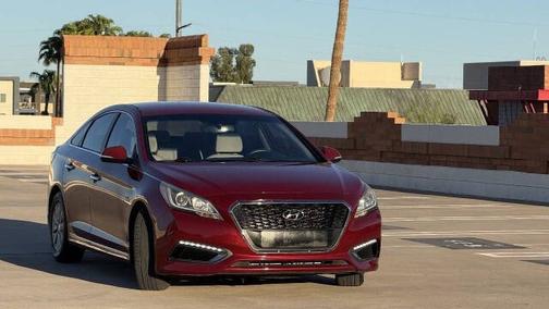 Venetian Red Pearl 2016 Hyundai SONATA Hybrid 4dr Sdn SE