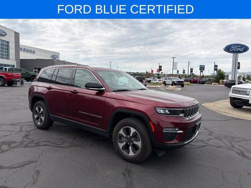 2023 Jeep Grand Cherokee BASE