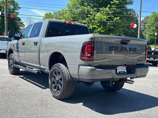 Ceramic Gray Clearcoat 2026 RAM 2500 Black Express Crew Cab 4x4 6'4' Box