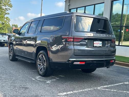 2024 Jeep Wagoneer L Series II 4x2