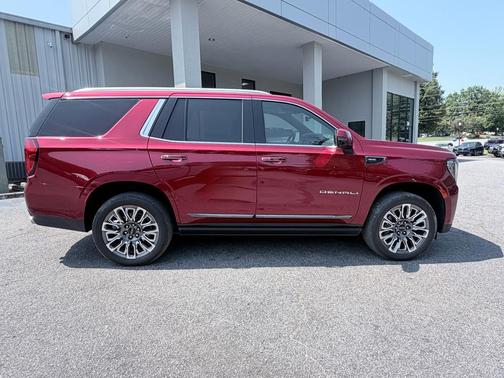 Volcanic Red Tintcoat 2023 GMC Yukon Denali Ultimate