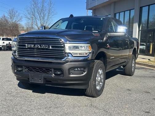 2024 RAM 2500 Laramie Crew Cab 4x4 6'4' Box
