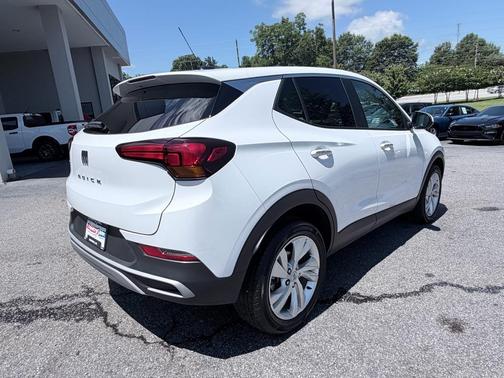 Summit White 2025 Buick Encore GX Preferred