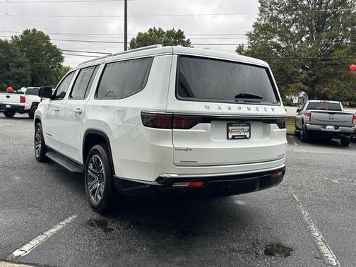 2023 Jeep Wagoneer L Series II 4x4