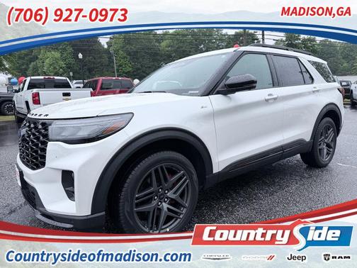 Star White Metallic Tri-Coat 2025 Ford Explorer ST-Line