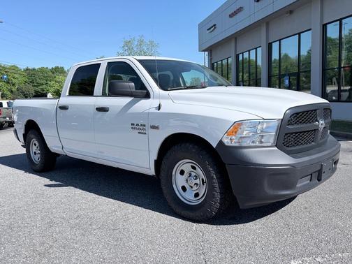 Bright White Clearcoat 2022 RAM 1500 Tradesman