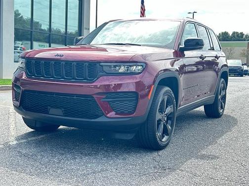 2025 Jeep Grand Cherokee Altitude