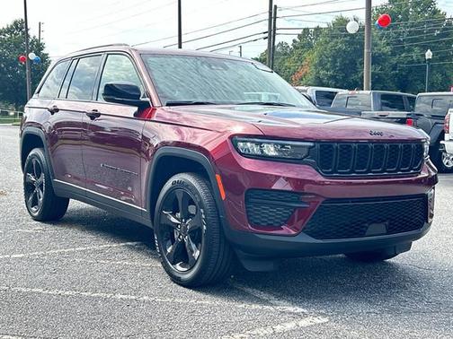 2025 Jeep Grand Cherokee Altitude