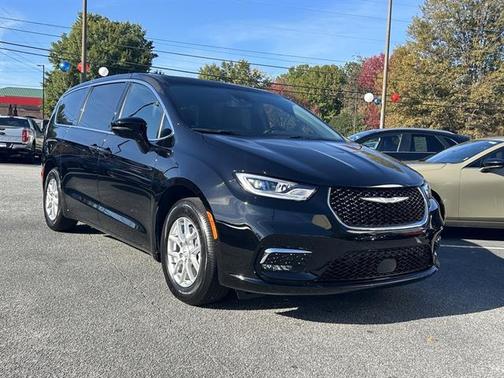 2026 Chrysler Pacifica L