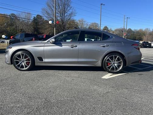 2025 Genesis G70 2.5T RWD