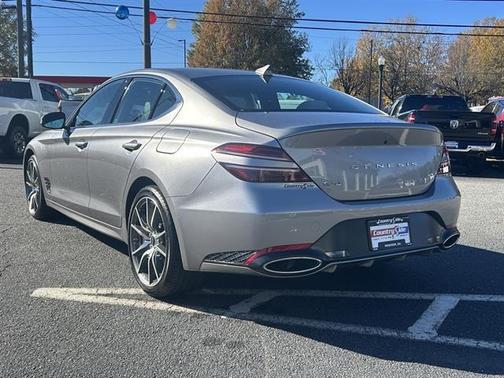 2025 Genesis G70 2.5T RWD