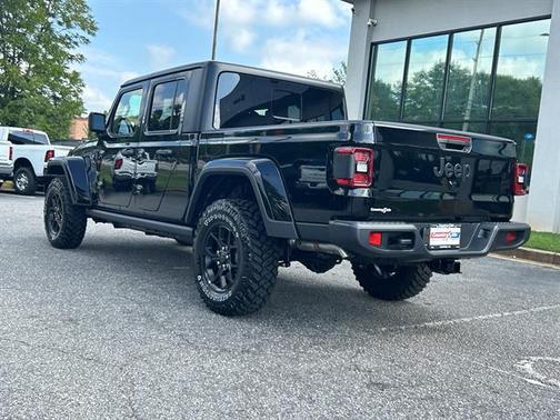 2025 Jeep Gladiator Sport