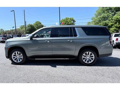 Silver Sage Metallic 2023 Chevrolet Suburban Premier