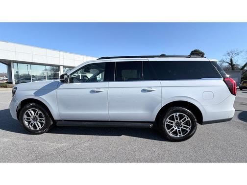 2025 Ford Expedition Max Active 4x4