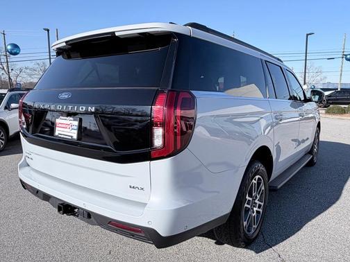 2025 Ford Expedition Max Active 4x4