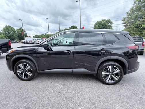 Super Black 2026 Nissan Rogue SL