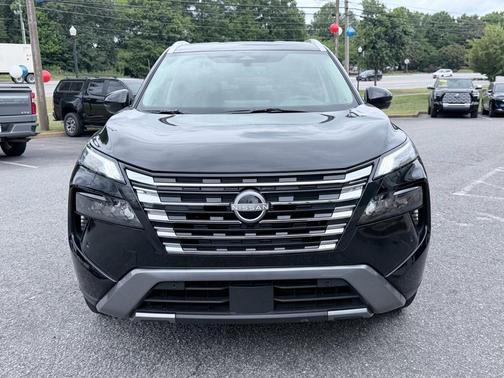 Super Black 2026 Nissan Rogue SL