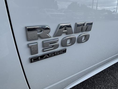 Black Clearcoat 2022 RAM 1500 Tradesman