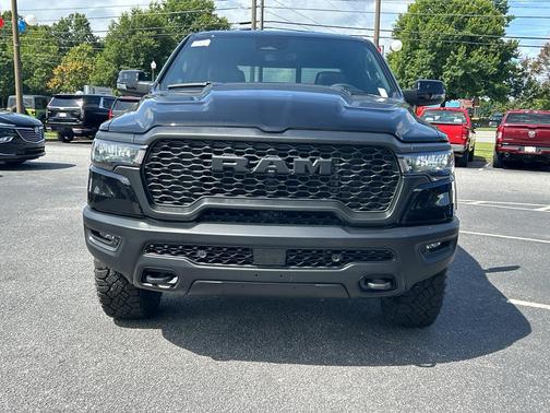 Diamond Black Crystal Pearlcoat 2026 RAM 1500 Rebel