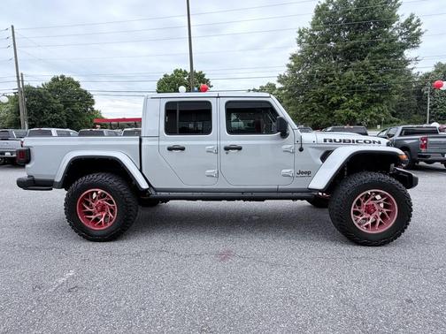 Silver Zynith Clearcoat 2022 Jeep Gladiator Rubicon