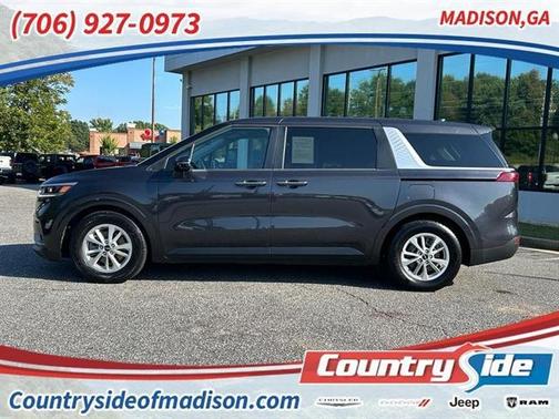 2024 Kia Carnival LX