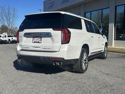 White Frost Tricoat 2021 GMC Yukon XL Denali