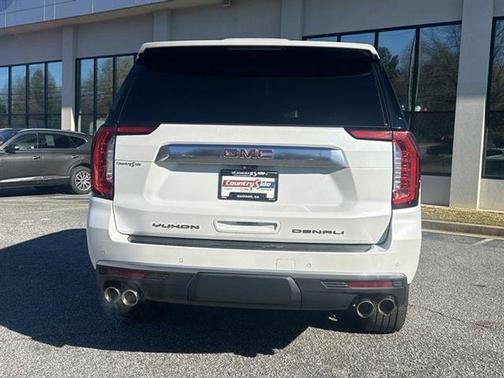 White Frost Tricoat 2021 GMC Yukon XL Denali