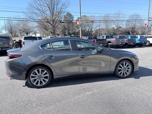 2025 Mazda Mazda3 FWD w/Preferred Package