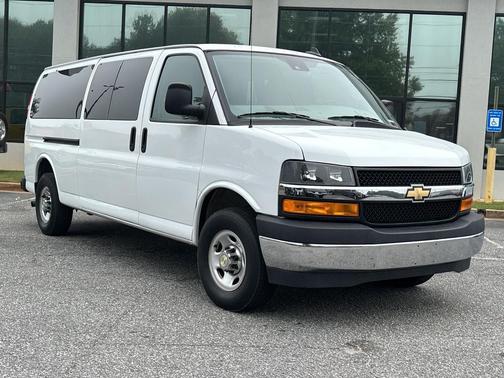 Summit White 2024 Chevrolet Express 3500 RWD 3500 Extended Wheelbase LT