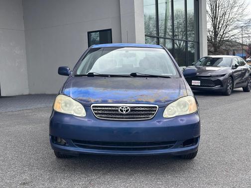 2005 Toyota Corolla LE