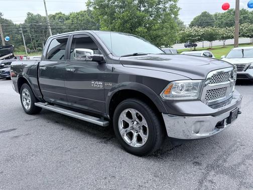 Deep Cherry Red Crystal Pearlcoat 2014 RAM 1500 Laramie