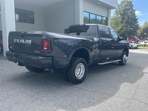 2026 RAM 3500 Big Horn Crew Cab 4x4 8' Box