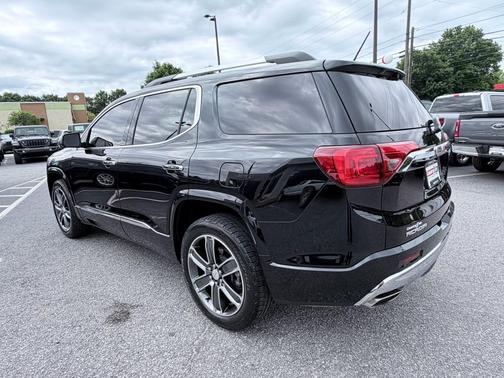 Ebony Twilight Metallic 2019 GMC Acadia Denali