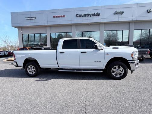 2024 RAM 3500 Big Horn Crew Cab 4x4 8' Box