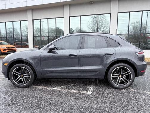 2020 Porsche Macan Base