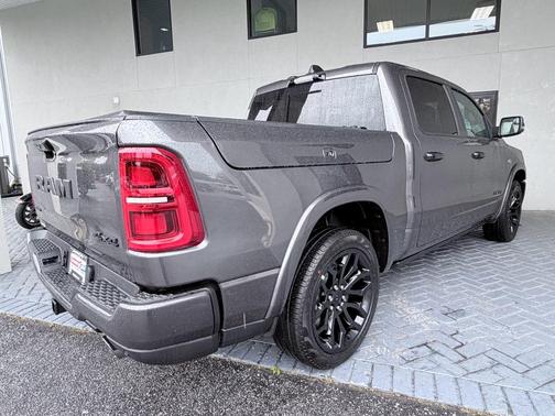 Granite Crystal Metallic Clearcoat 2026 RAM 1500 Limited