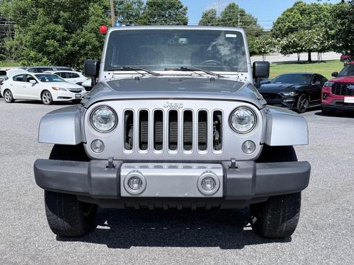 Billet Silver Metallic Clearcoat 2018 Jeep Wrangler JK Sahara