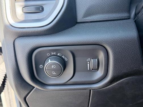 2026 RAM 3500 Big Horn Crew Cab 4x4 8' Box