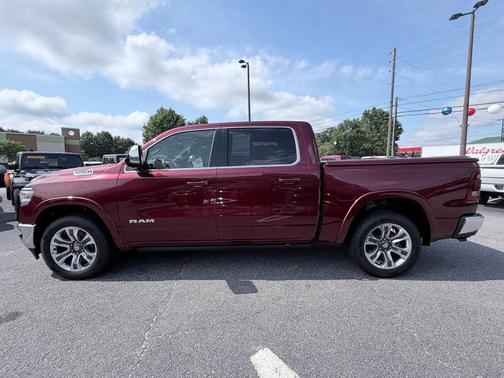 Delmonico Red Pearlcoat 2023 RAM 1500 Longhorn