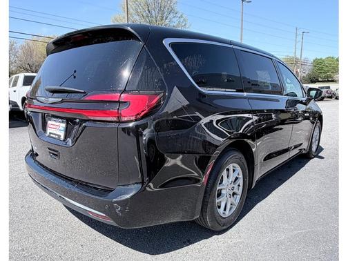 2025 Chrysler Pacifica L