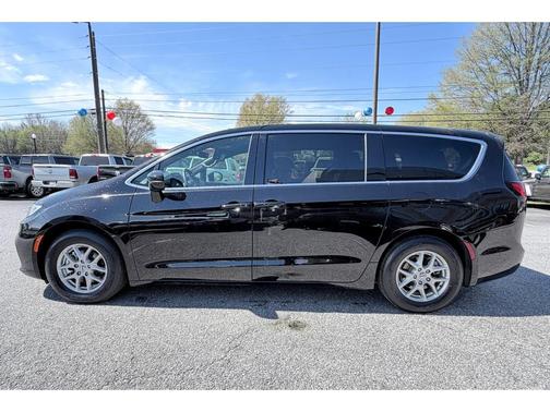 2025 Chrysler Pacifica L