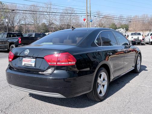 2013 Volkswagen Passat 2.5 SE