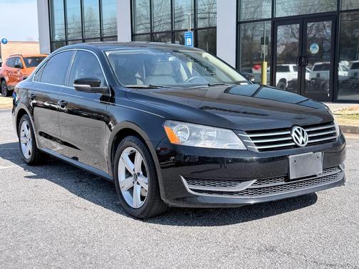 2013 Volkswagen Passat 2.5 SE