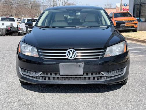 2013 Volkswagen Passat 2.5 SE
