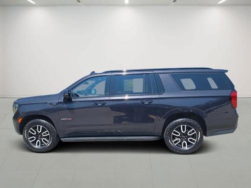 2024 GMC Yukon XL AT4