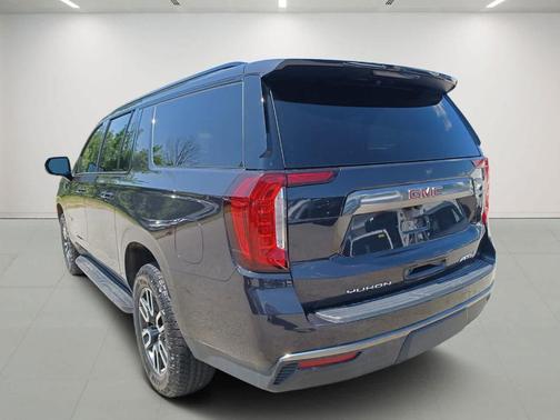 2024 GMC Yukon XL AT4