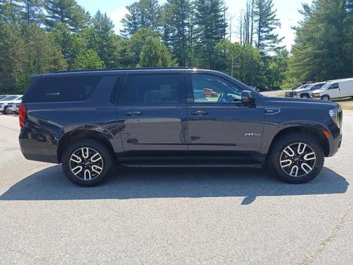 2024 GMC Yukon XL AT4