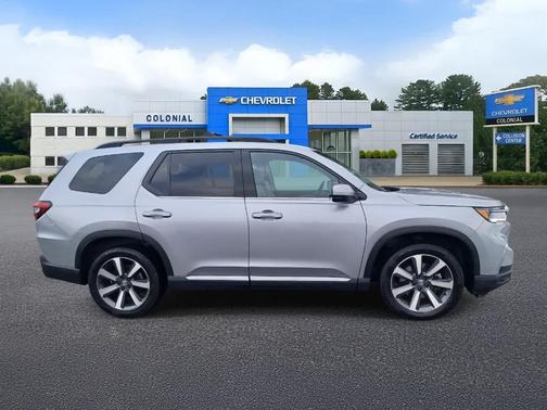2023 Honda Pilot Touring